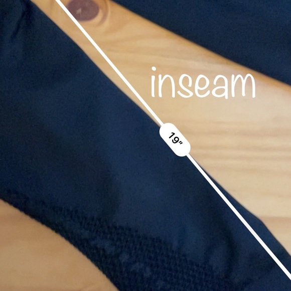 Athleta Breakthrough Lasercut Tights Black sz L - Picture 8 of 9